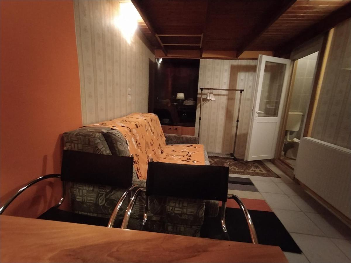 Cuki Apartment บูดาเปสต์ ภายนอก รูปภาพ